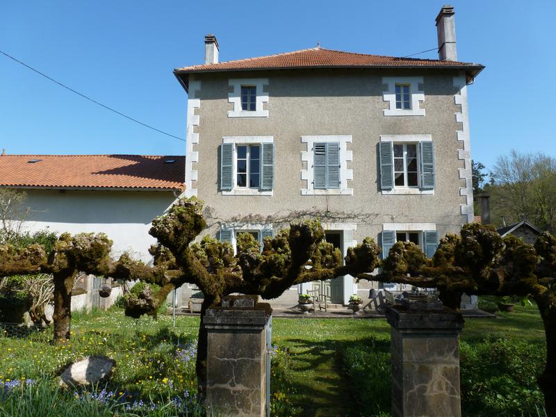 House for sale in ROCHECHOUART Haute Vienne 6 bed Maison de Maître