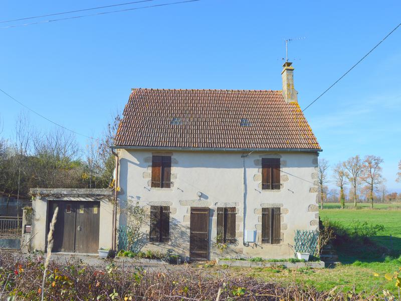 Maison à vendre en Limousin Creuse ROCHES Belle maison rurale, offert à un prix très