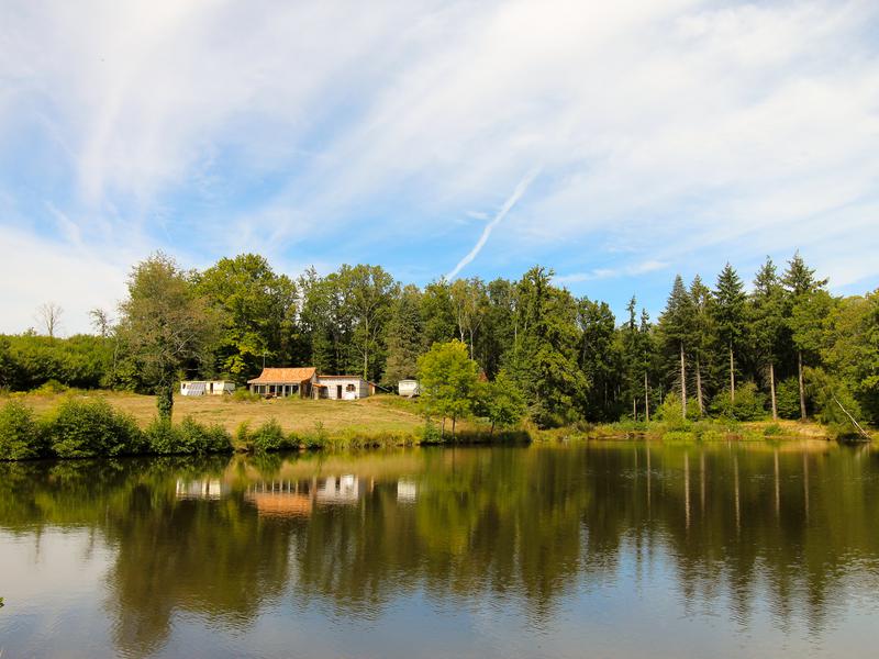 Lacs à vendre en Limousin Haute Vienne BUSSIERE GALANT Maison