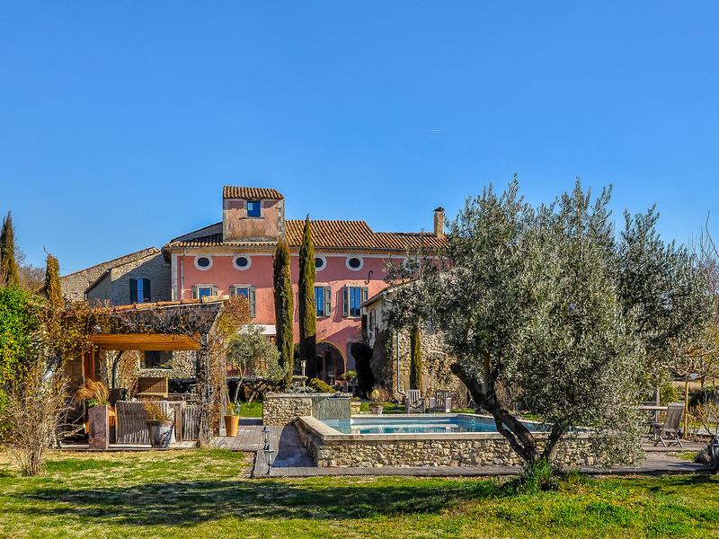 House for sale in REILLANNE Alpes de Hautes Provence Luberon hamlet