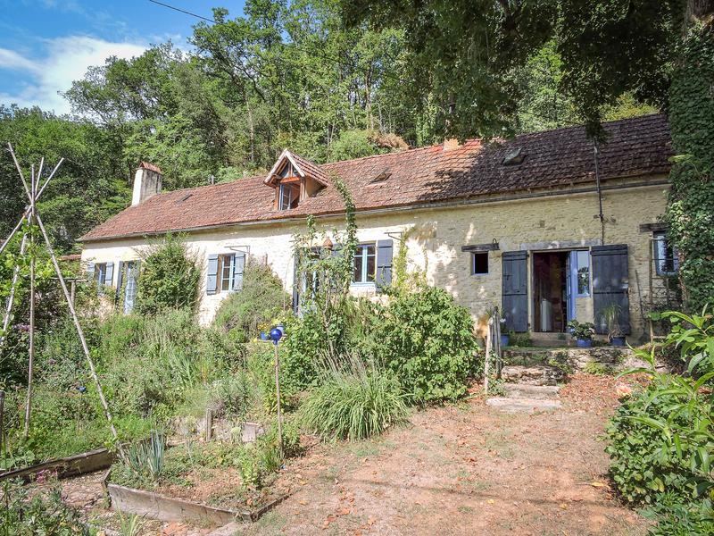Maison à vendre en Aquitaine Dordogne ST LEON SUR VEZERE Perigord