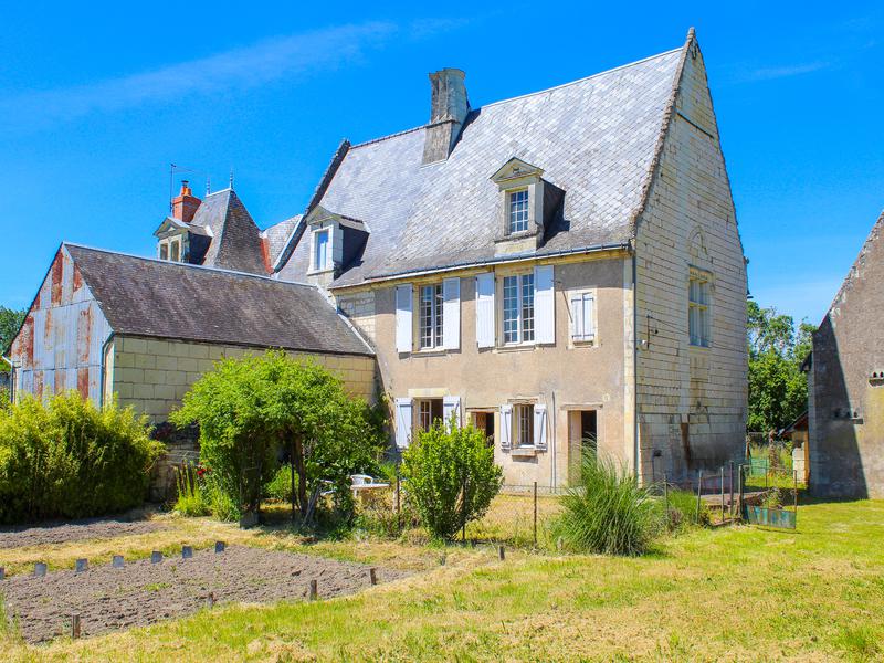 Maison à vendre en Centre Indre et Loire AVOINE Val de Loire Jolie
