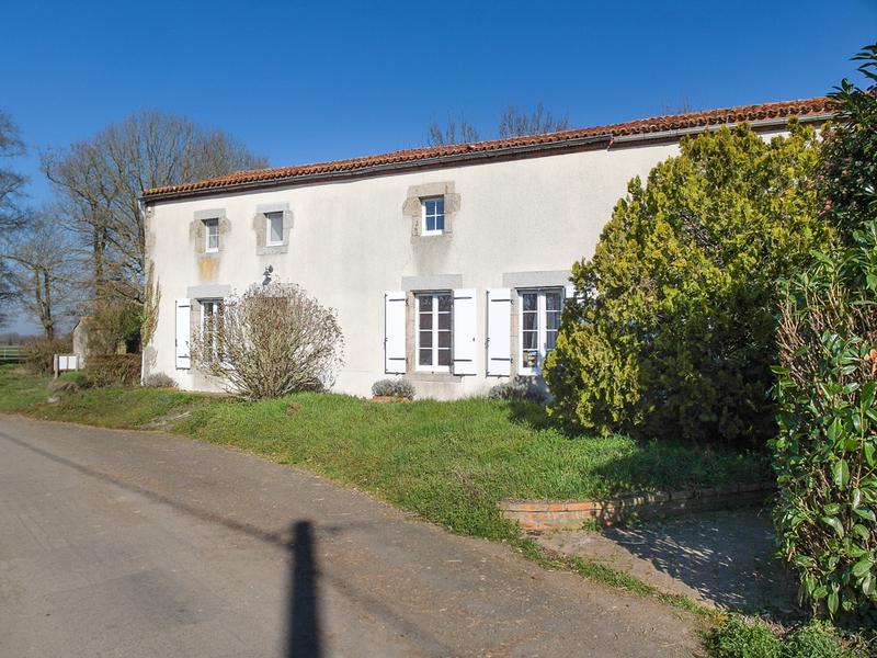 Maison à vendre en Poitou Charentes Deux Sevres ARGENTON LES VALLEES