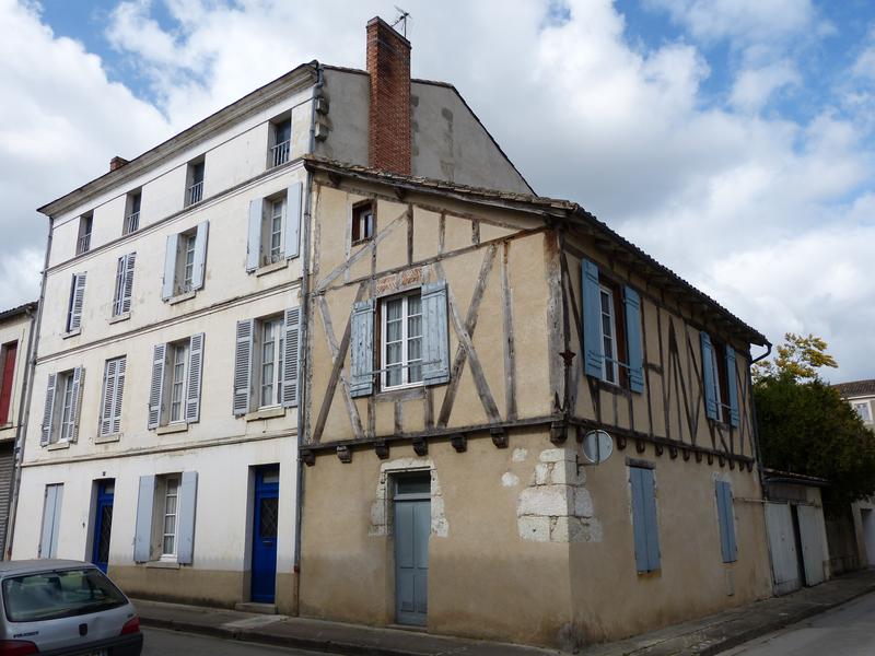 Maison à vendre en Aquitaine Gironde STE FOY LA GRANDE A SainteFoylaGrande villebastide en