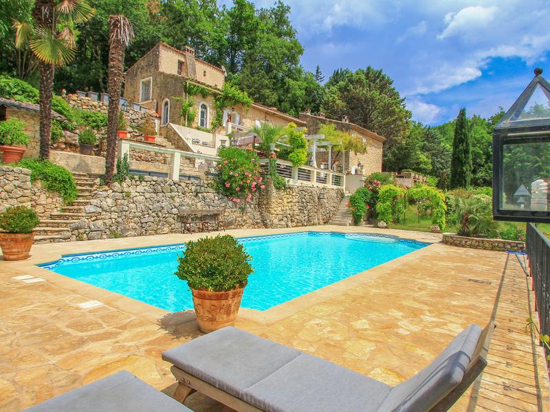 Maison à vendre en PACA Var ST PAUL EN FORET Une Mas en pierre du