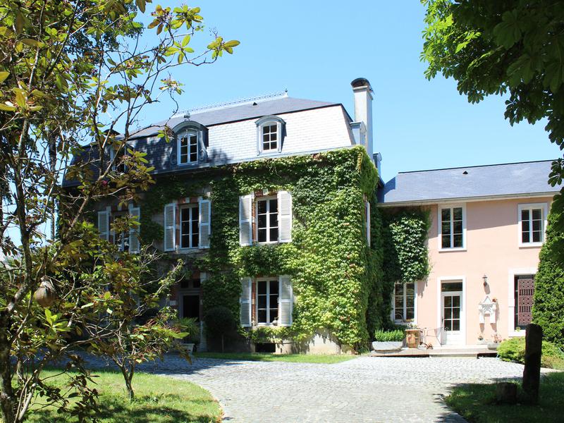 Maison à vendre en Aquitaine Pyrenees Atlantiques NAY MANOIR ELEGANT