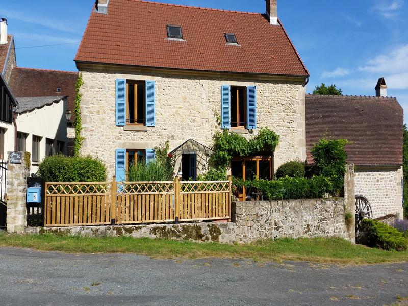 House for sale in LA CELLE DUNOISE Creuse Beautifully renovated 5