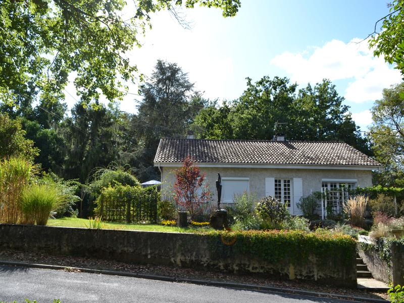 Maison à vendre en Aquitaine Dordogne EYMET Une charmante maison de