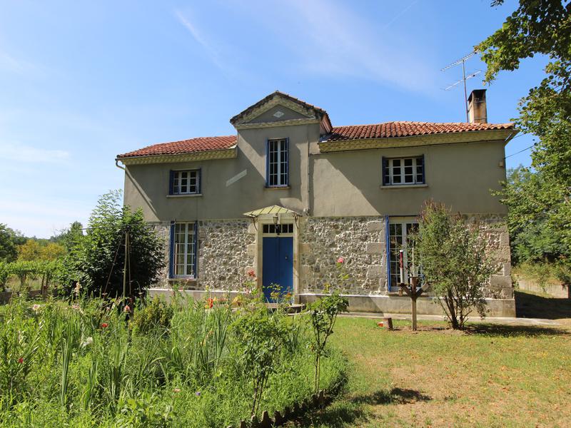 Maison à vendre en Aquitaine Lot et Garonne Maison T5 sur 7587m² de