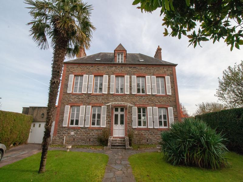 Maison à vendre en Basse Normandie Manche ST JEAN DE DAYE Impressionnant Maison de Maitre avec Maison à vendre en Basse Normandie Manche ST JEAN DE DAYE Impressionnant Maison de Maitre avec