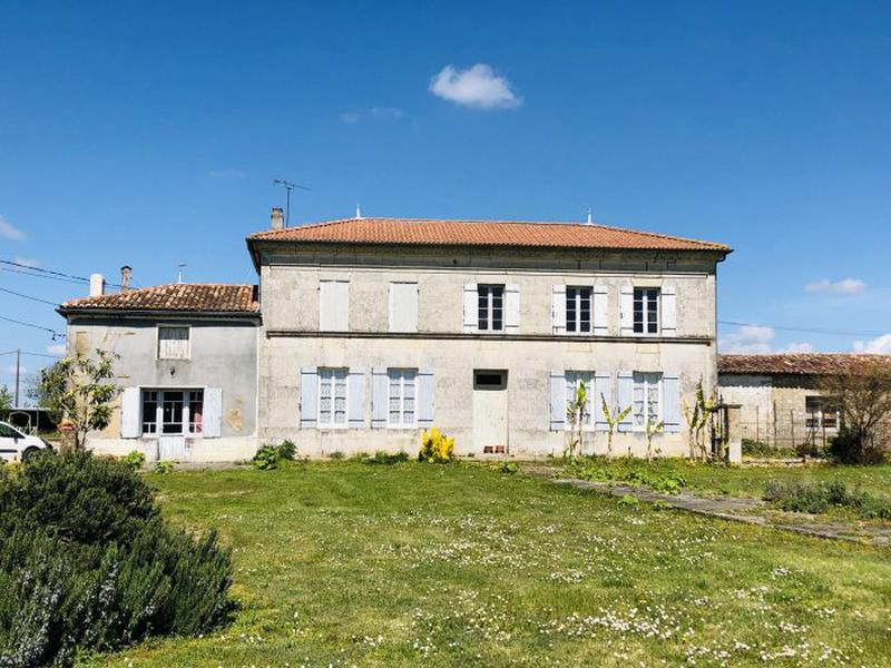 Maison à vendre en PoitouCharentes CharenteMaritime Gemozac